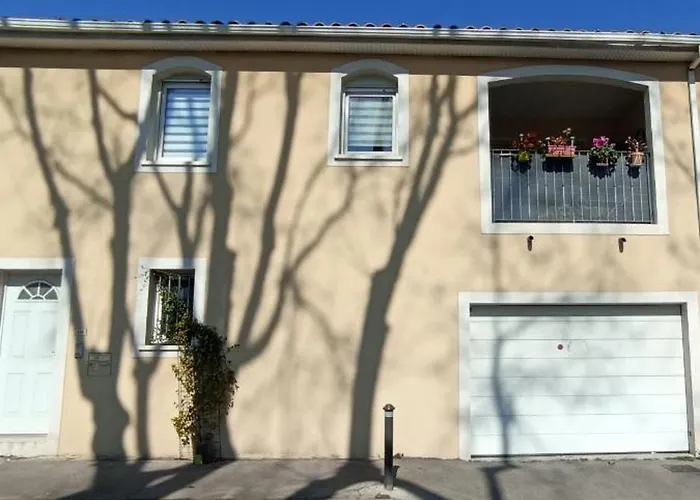 Mauguio-carnon Appartement, Confort, Clim, Wifi, Balcon, Parking Prive Couvert, 15 Min De La Mer, De Montpellier 아파트 *