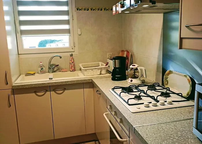 아파트 Mauguio-carnon Appartement, Confort, Clim, Wifi, Balcon, Parking Prive Couvert, 15 Min De La Mer, De Montpellier *
