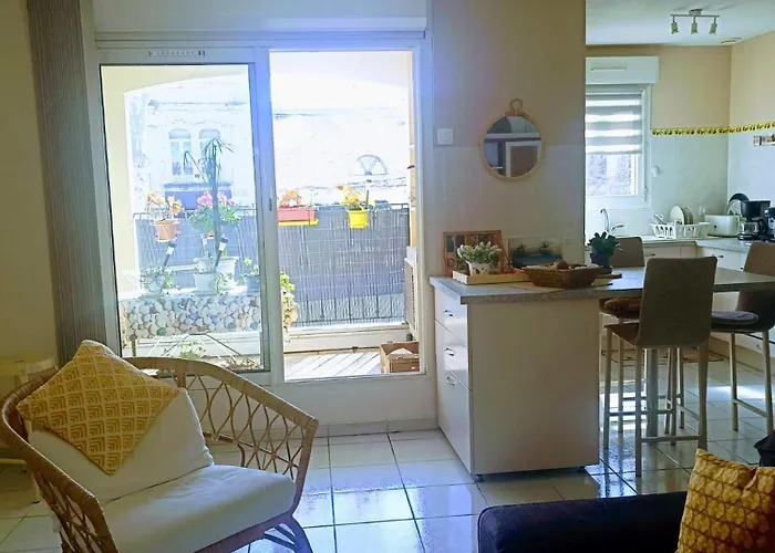 아파트 Mauguio-carnon Appartement, Confort, Clim, Wifi, Balcon, Parking Prive Couvert, 15 Min De La Mer, De Montpellier *